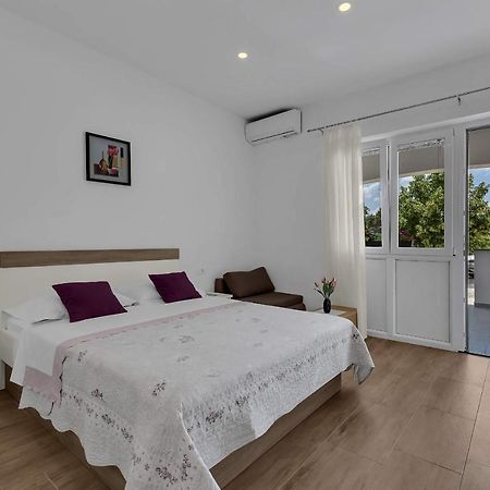 Sea Breeze Studios Tučepi Dış mekan fotoğraf